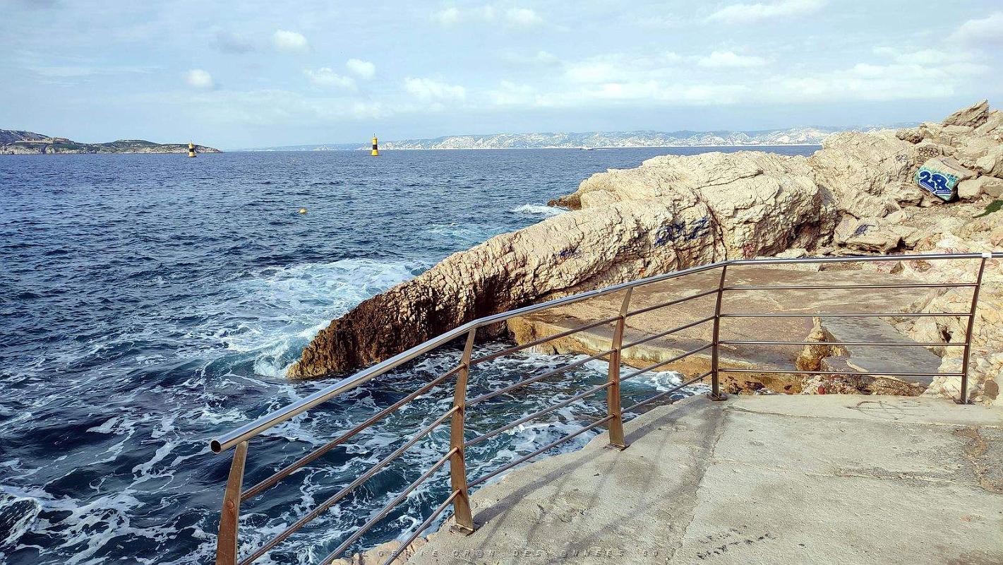 2022 12 MARSEILLE-ENDOUME DU PORT DE MALMOUSQUE A MALDORME (56).jpg